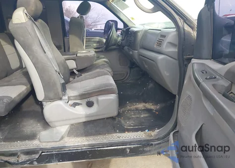 2002 Ford Super Duty F-250 Lariat/Xl/Xlt из США, поврежденный, VIN 1FTNX20L82ED34077